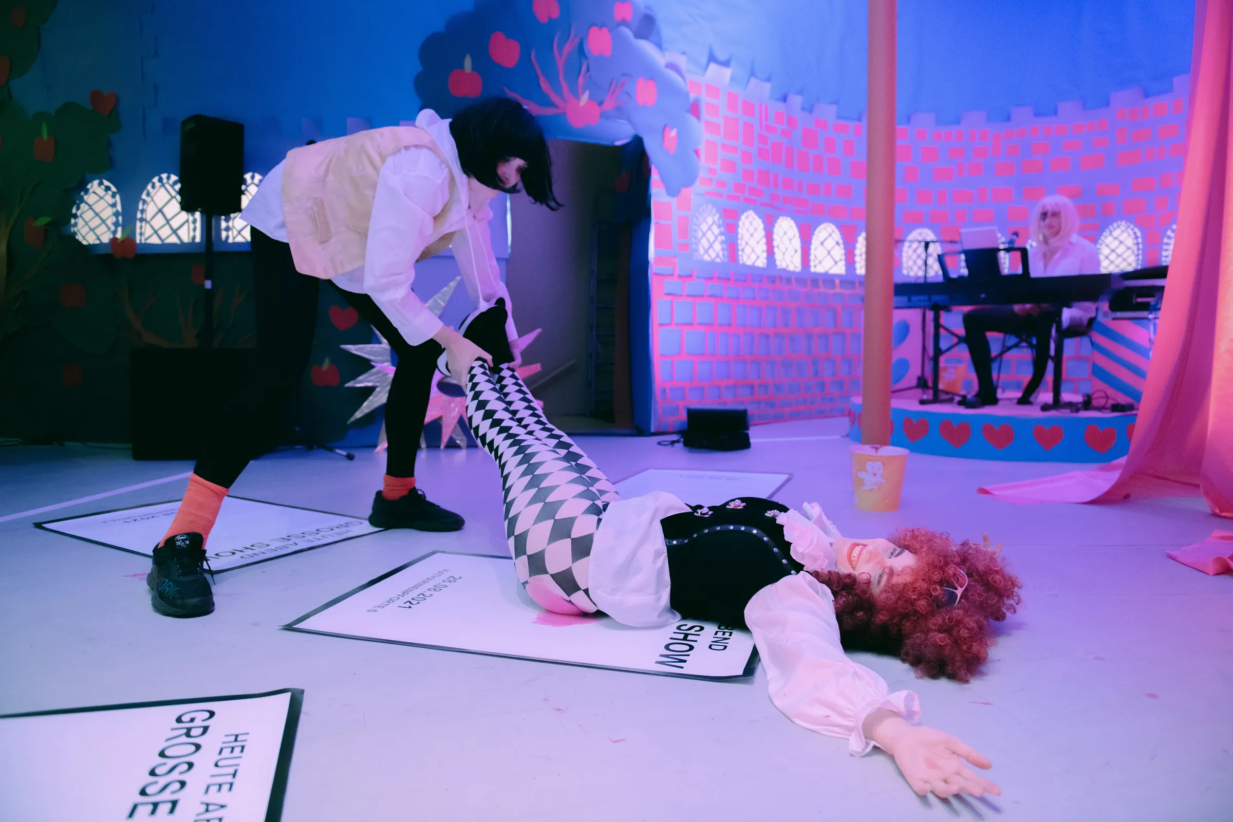 PUFF PUFF BLING BLING,