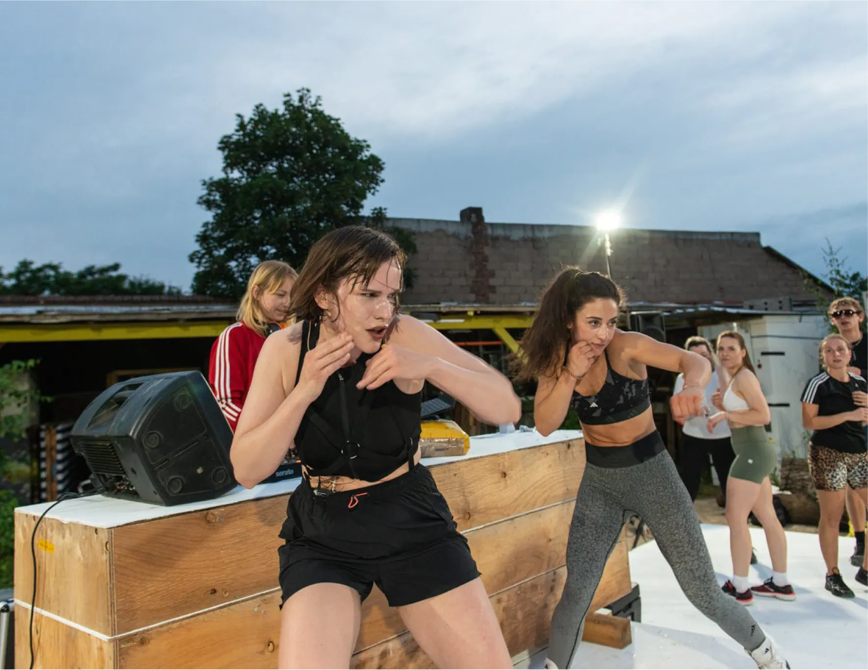 Performance im Rahmen von YRD. Works -Transition 5/7,