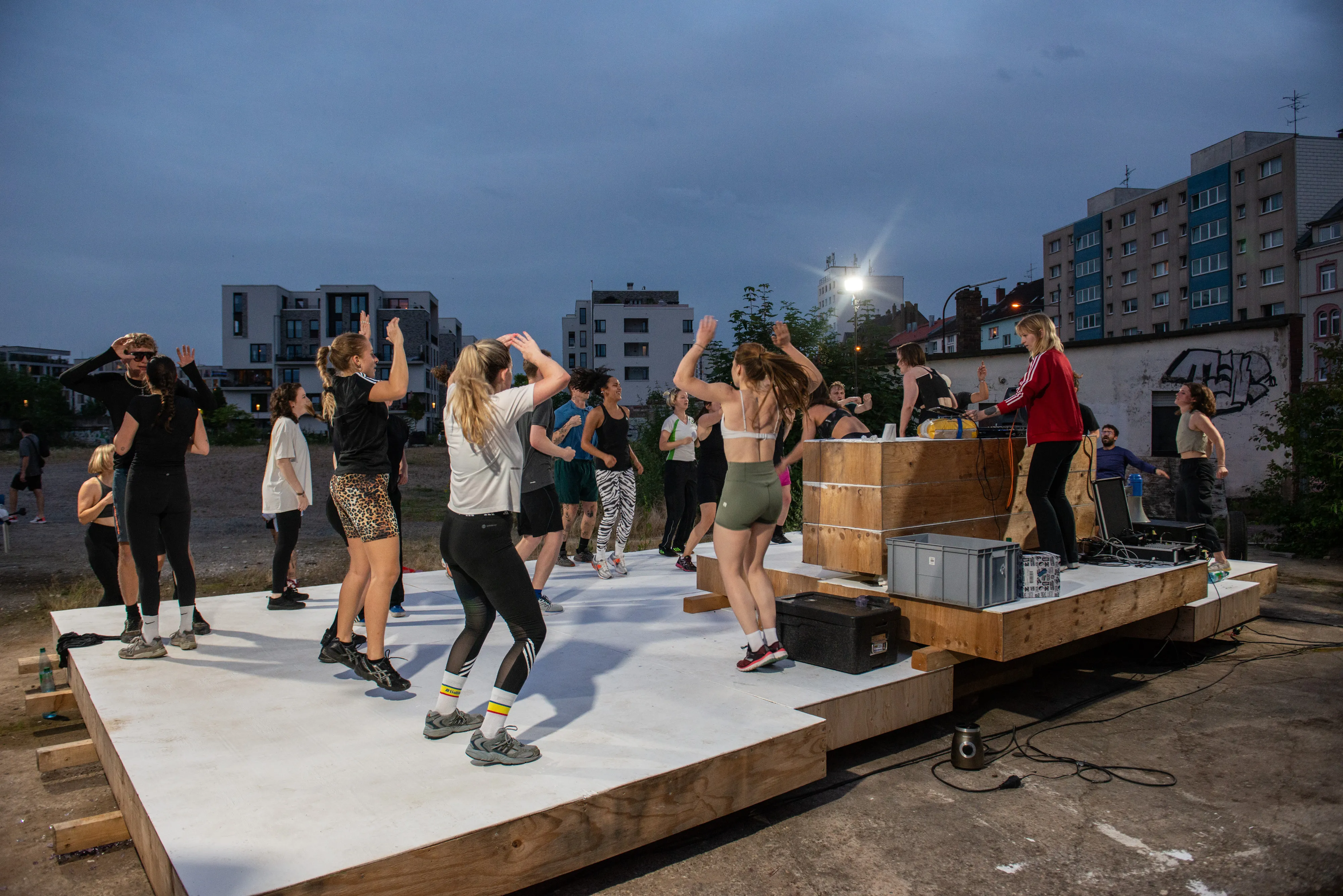 Performance im Rahmen von YRD. Works -Transition 5/7,